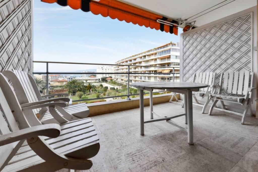 Appartement Spacieux Avec Vue Mer Proche Du Centre Cannes Esterno foto